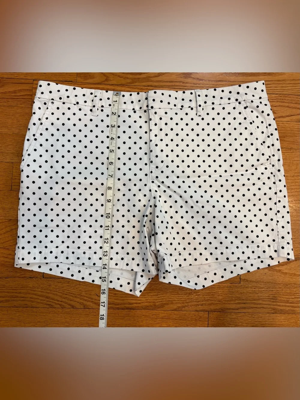 Tommy Hilfiger preloved good